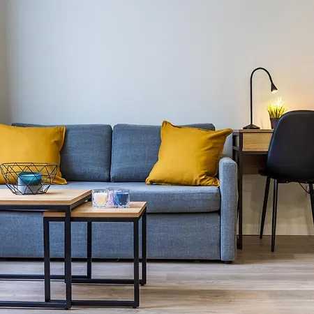 Centras Prie Parko, Center By The Park * 클라이페다