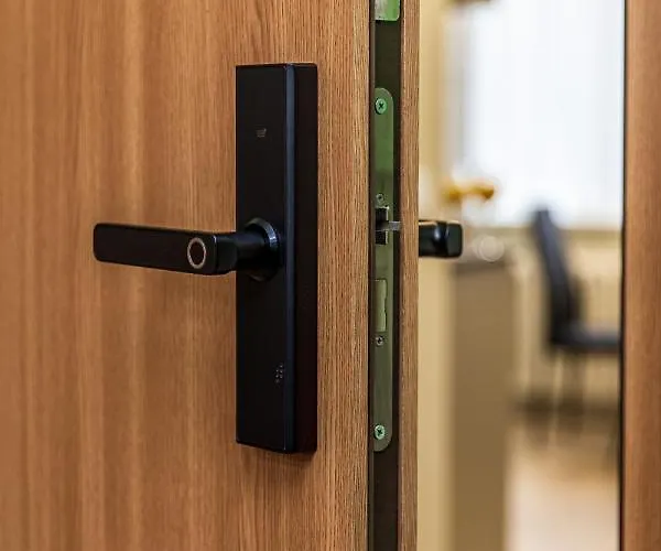 Centras Prie Parko, Center By The Park